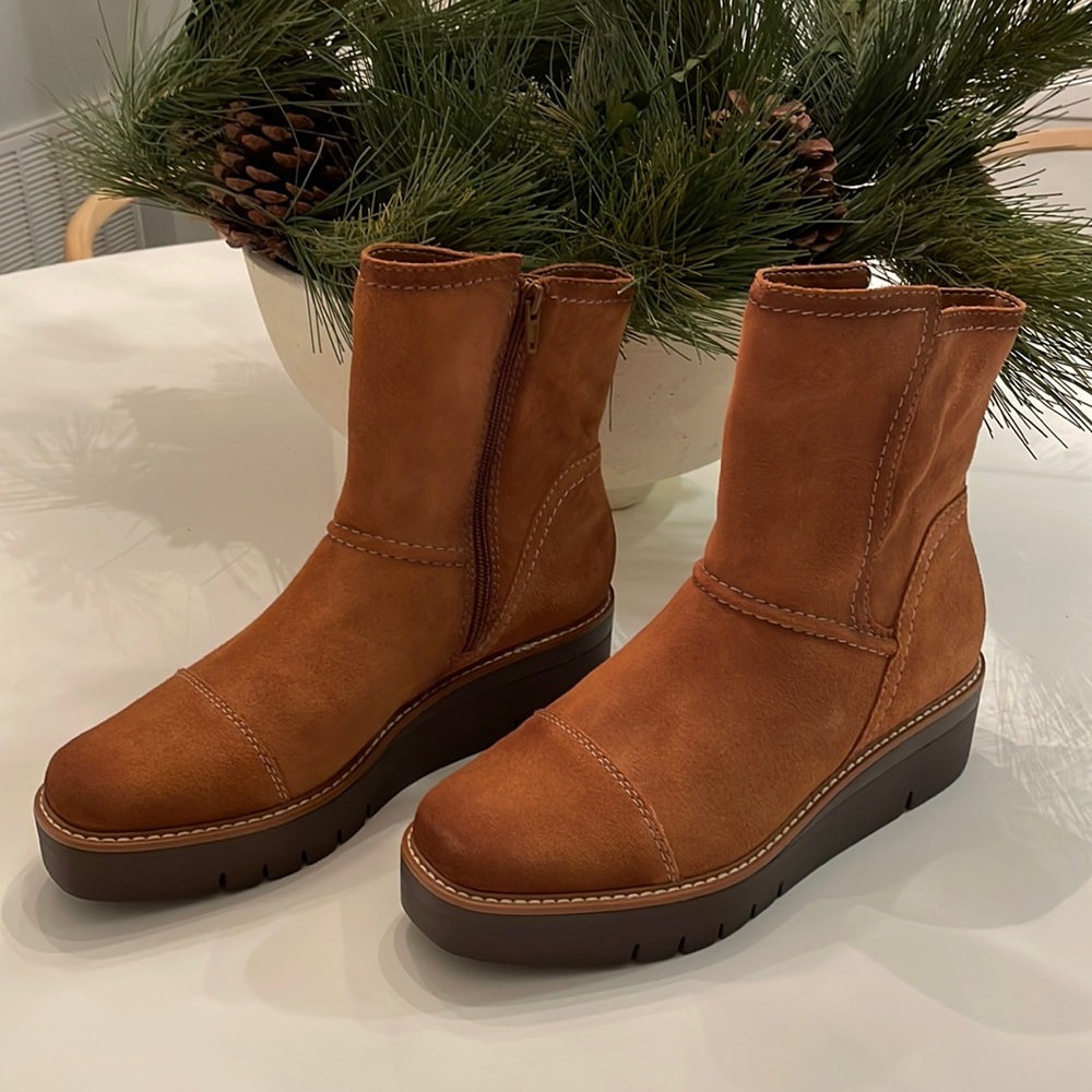 naturalizer wedge booties